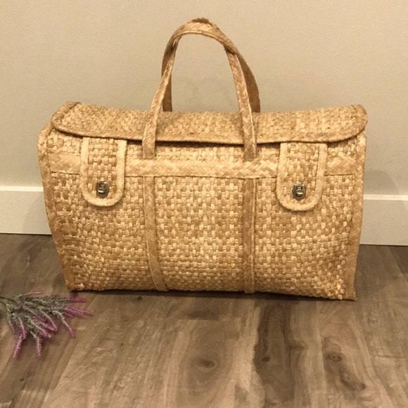 OVERSIZED woven palm beach bag!! 🌊😍☀️ - Picture 2 of 13